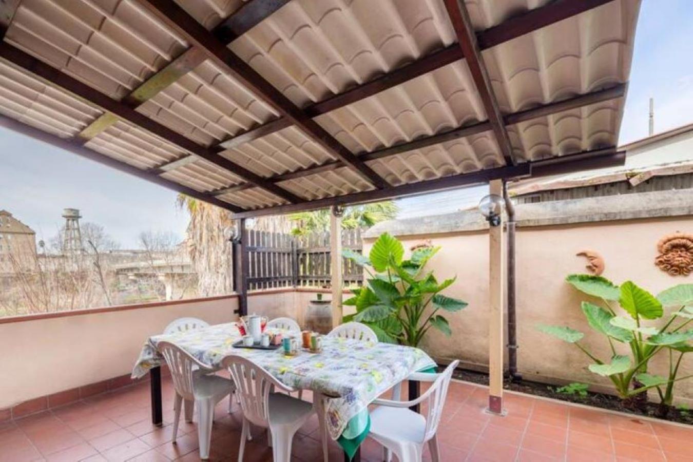 Appartamento Per Chi Ama Prendere Il Caffe In Terrazzo Roma Esterno foto