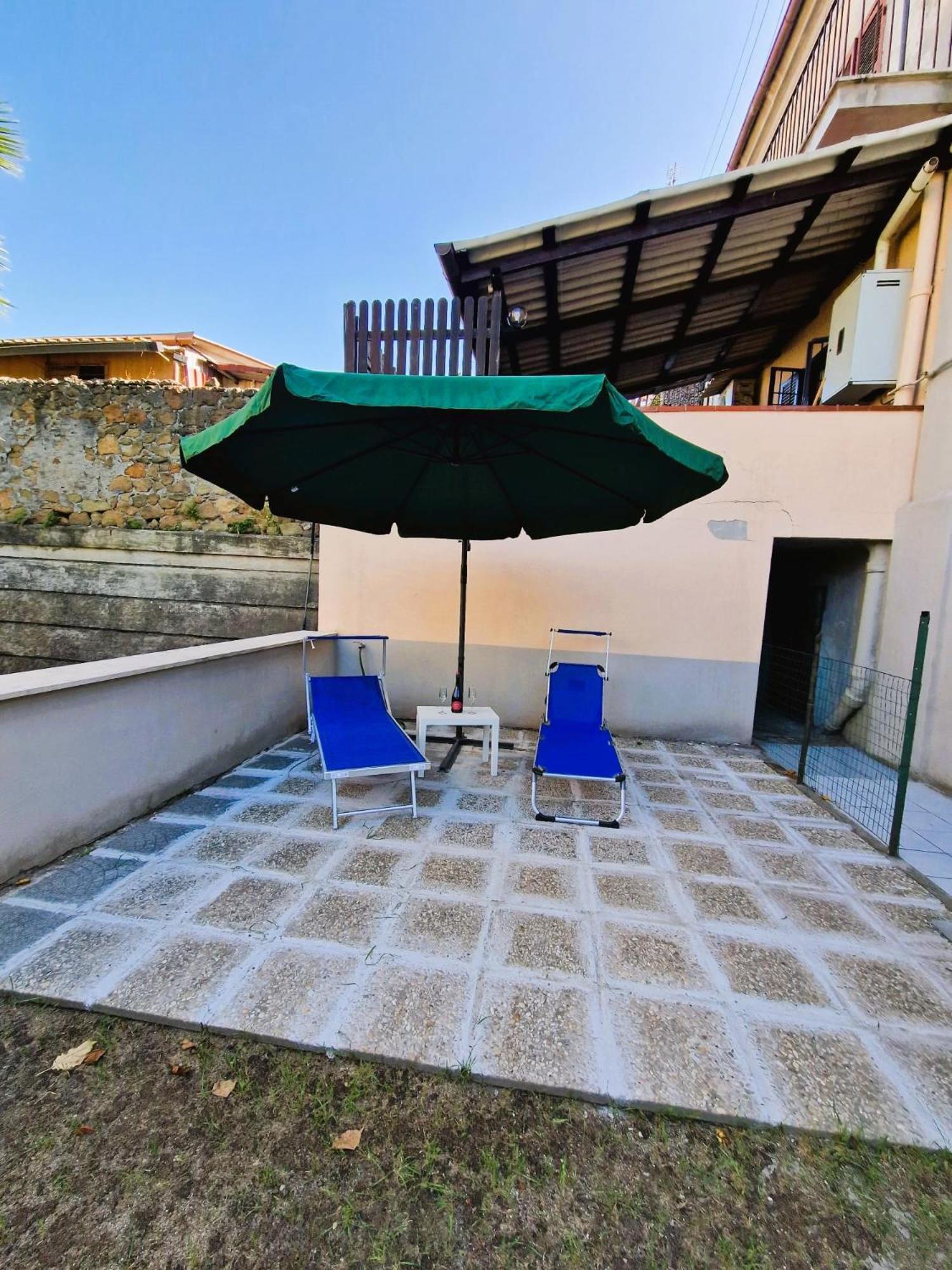 Appartamento Per Chi Ama Prendere Il Caffe In Terrazzo Roma Esterno foto