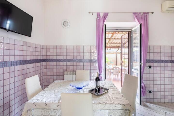 Appartamento Per Chi Ama Prendere Il Caffe In Terrazzo Roma Esterno foto